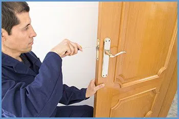 State Locksmith Services Austin, TX 512-535-5797 State Locksmith Services Austin, TX 512-535-5797 - 1-locksmith-service